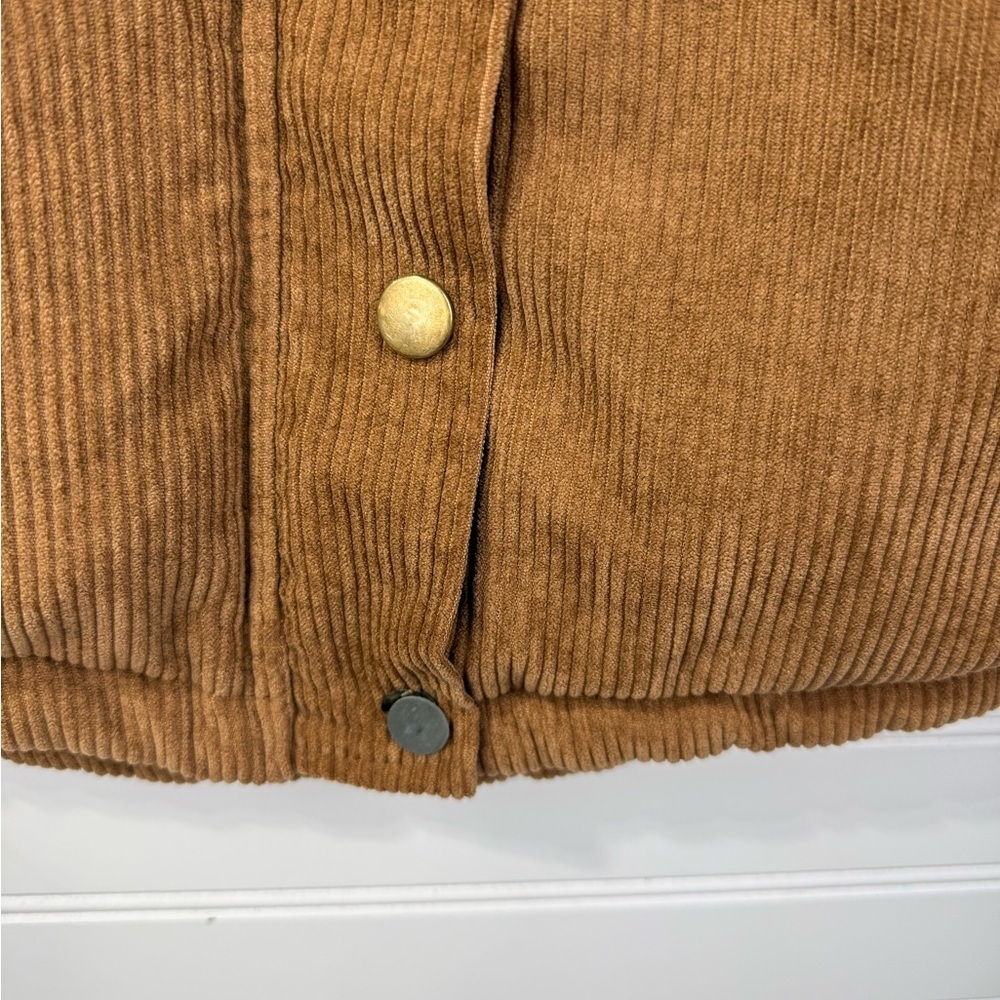 Paper Crane womens corduroy tan oversized zip up vest. Size Medium - Picture 8 of 9